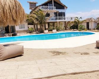 Oasis de Vichayito - Vichayito - Piscina