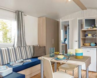 Lovely Home In Hvide Sande With Wifi - Hvide Sande - Essbereich
