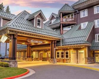 Adventure Awaits at Hilton Vacation Club Lake Tahoe : Scenic Views & Outdoor Fun - 南太浩湖 - 建築