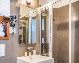 Art Hotel Eiffel - Paris - Bathroom