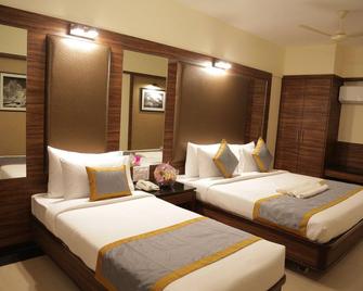 Rangalaya Royal - Vellore - Bedroom