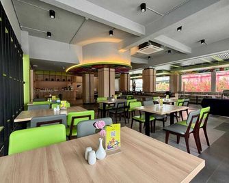 Maxone Dumai - Dumai - Restaurant