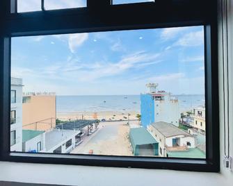 Hotel Vuon Ra Bien Lon - Ha Tinh - Balcony