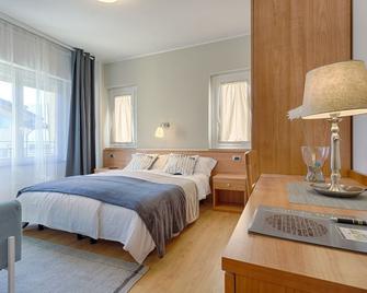 Vignola Rooms Avio - Avio - Habitación