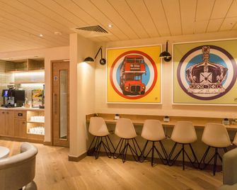 Hub By Premier Inn London Westminster - Saint James' Park - לונדון - בר