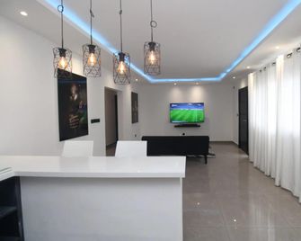 voak home - Douala - Lounge