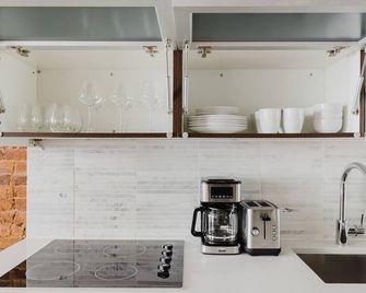 Blueground | Downtown Brooklyn, gym, roof, AC - Nueva York - Cocina