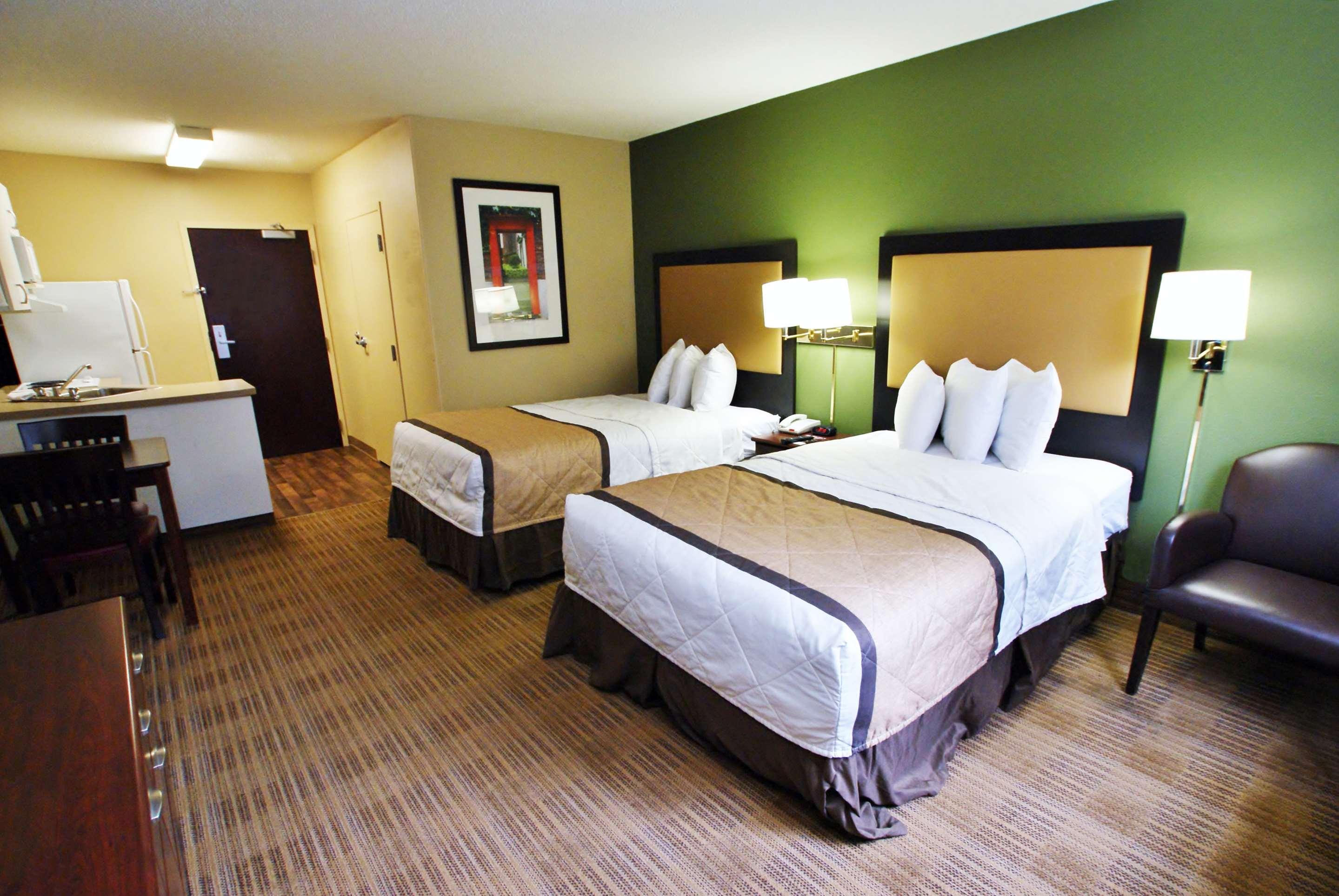 16 Best Hotels In Cary From