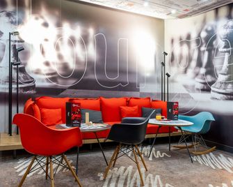 ibis Nancy Centre Gare et Congrès - נאנסי - טרקלין