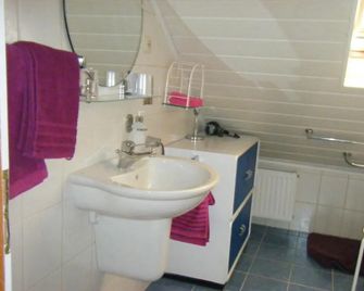 Ferienwohnung M. Lemmermeyer - Neumagen-Dhron - Bathroom