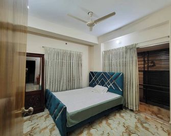 Lovely two bed flats by Dhaka Shahjalal Airport - Dhaka - Bedroom