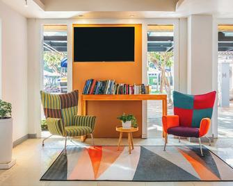 Heeton Concept Hotel Pattaya by Compass Hospitality - Pattaya - Lobby