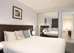 The Dolphin Apartments - Apollo Bay - Chambre