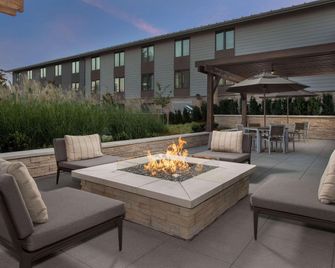 Country Inn & Suites by Radisson, Seattle-Tacoma International Airport, WA - SeaTac - Patio