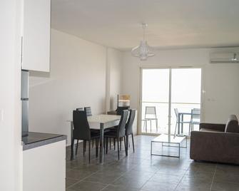 Résidence Villa Tyrrenia - Macinaggio - Essbereich