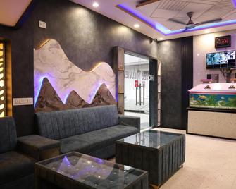 Hill View Sakchi - Джамшедпур - Лоббі