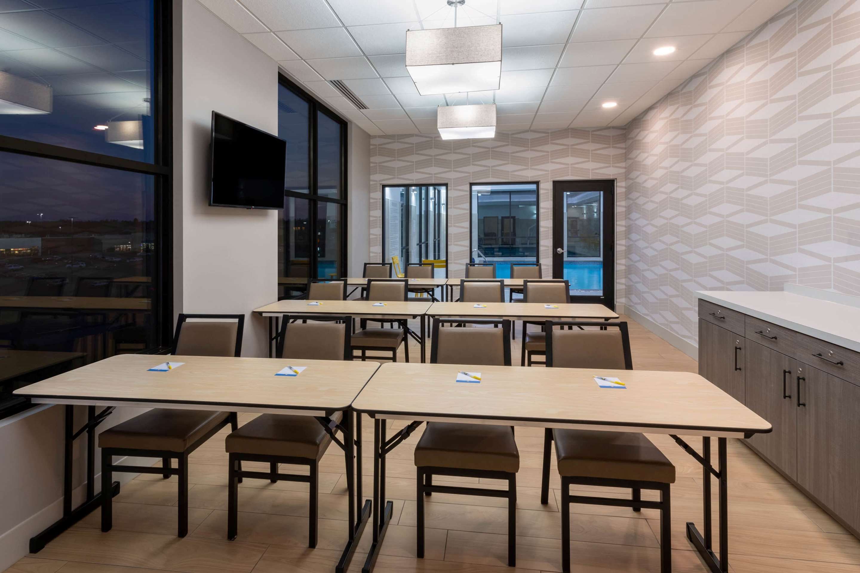 Conference room view of Days Inn & Suites by Wyndham Duluth by the Mall