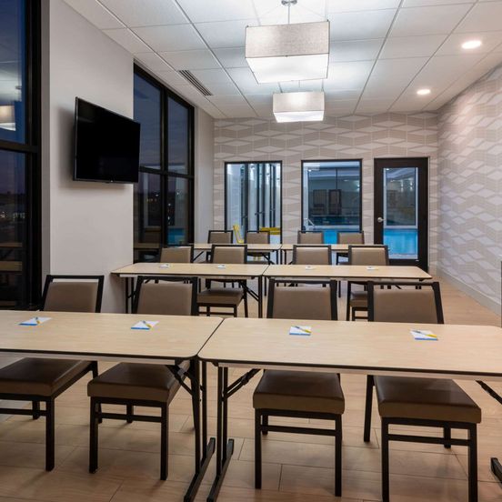 Conference room view of Days Inn & Suites by Wyndham Duluth by the Mall
