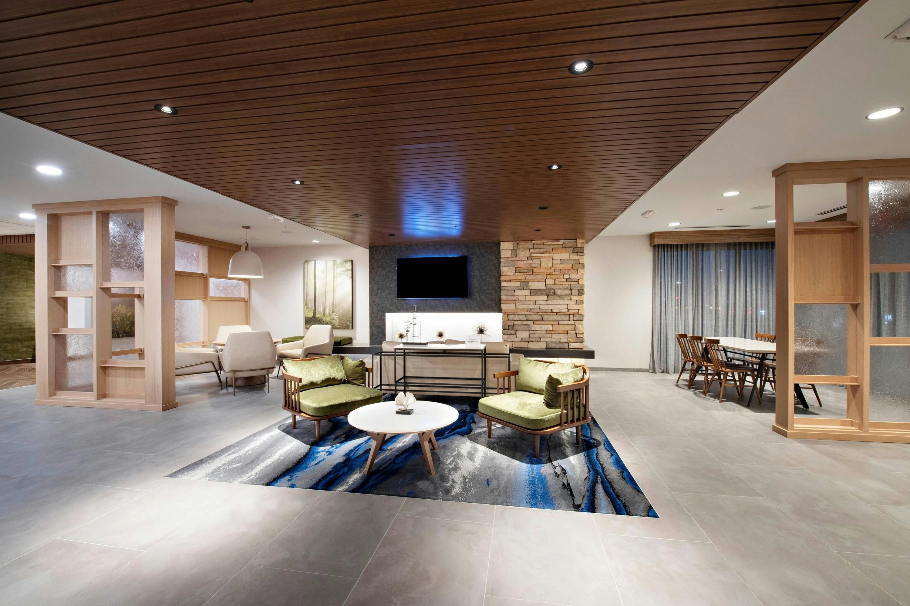 Fairfield by Marriott Inn & Suites Dayton North - דייטון - סלון