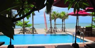 Chidlom Resort - Phetchaburi - Πισίνα