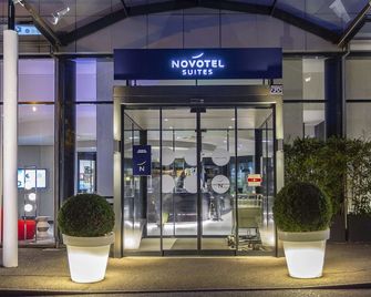 Novotel Suites Genève Aéroport - Geneva - Building
