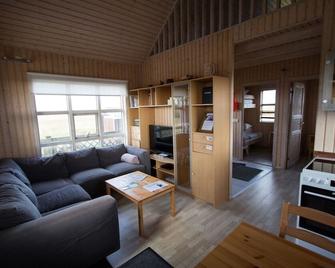 Eldhraun Guesthouse - Kirkjubaejarklaustur - Wohnzimmer