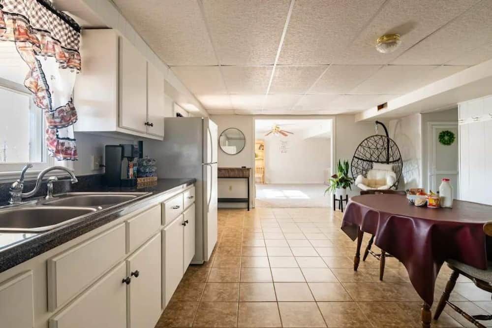 Twin Ridge Retreat