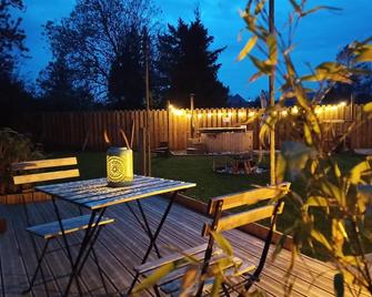 La tiny house exiguë - Saint-Blimont - Patio