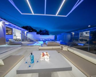 The 'L' Suites & Apartments - Argostoli