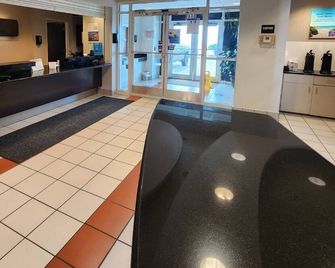 Motel 6 Biloxi Ms - Beach - Biloxi - Lobby