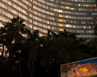 The Monomotapa Hotel - Harare - Building