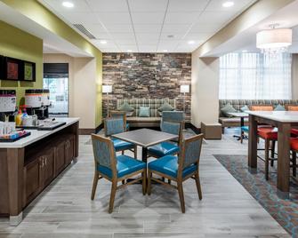 Hampton Inn Baltimore/Bayview Campus - Baltimore - Restaurante