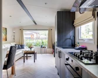 Luxe Chalet Veluwe Sauna en Hottub - Hoenderloo - Küche