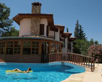 Elze Hotel - Ölüdeniz - Pool
