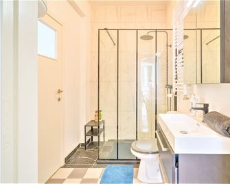 1-bedroom lodge in Antwerp Centre - Antwerpen - Bad
