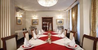 Spa Hotel Schlosspark - Karlovy Vary - Ristorante