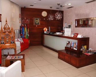 Hotel Villa de Cacabelos - Cacabelos - Recepción