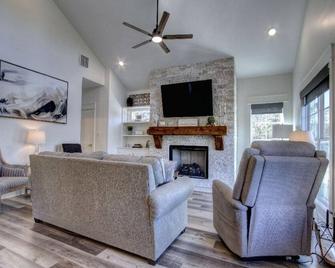 Peace of Heaven on a Hill - Hernando - Obývací pokoj