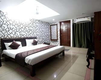 Hotel Seven Karnavati Resort - Ahmedabad