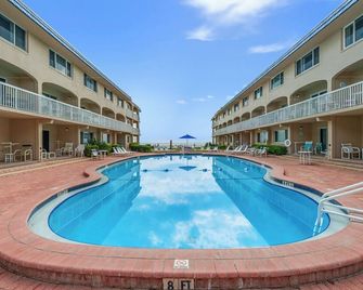 Ocean View and Direct Pool Access - Captivating Family Retreat - New Smyrna Beach - Pool