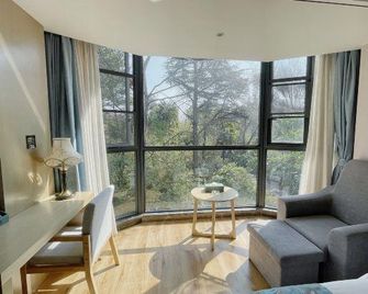 Kunming Xinhua International Resort Hotel&Spa - Kunming - Olohuone