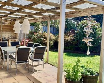 Slice of heaven on Rangi - Whangamata - Binnenhof