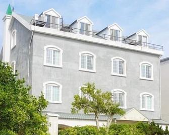 Red Roof B&B - Jinhu Township - Edificio