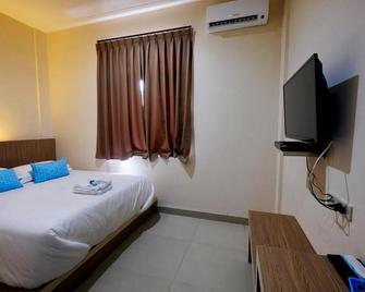 Arya Inn - Pematangsiantar - Bedroom