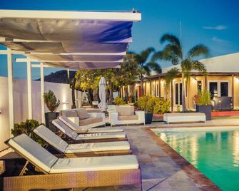 Steps from Beautiful Beaches, Surrounded by Nature, and Perfect for Relaxing - Sabana Westpunt - Pool