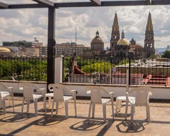 Hotel de Mendoza - Guadalajara - Balcony