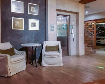 هوتل لا كاسونا 30 - سان ميغيل دي الليندي - ردهة