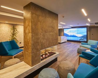 mi-pad Queenstown - קווינסטאון - טרקלין