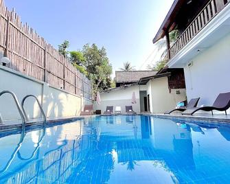 Villa Oasis Luang Prabang - Luang Prabang - Pool