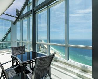 Q1 Resort & Spa - Surfers Paradise - Balcony